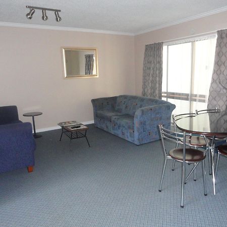 Hawks Inn Motel Upper Hutt Εξωτερικό φωτογραφία