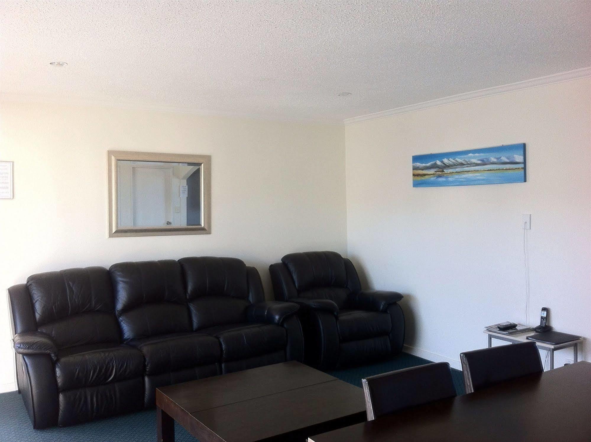 Hawks Inn Motel Upper Hutt Εξωτερικό φωτογραφία