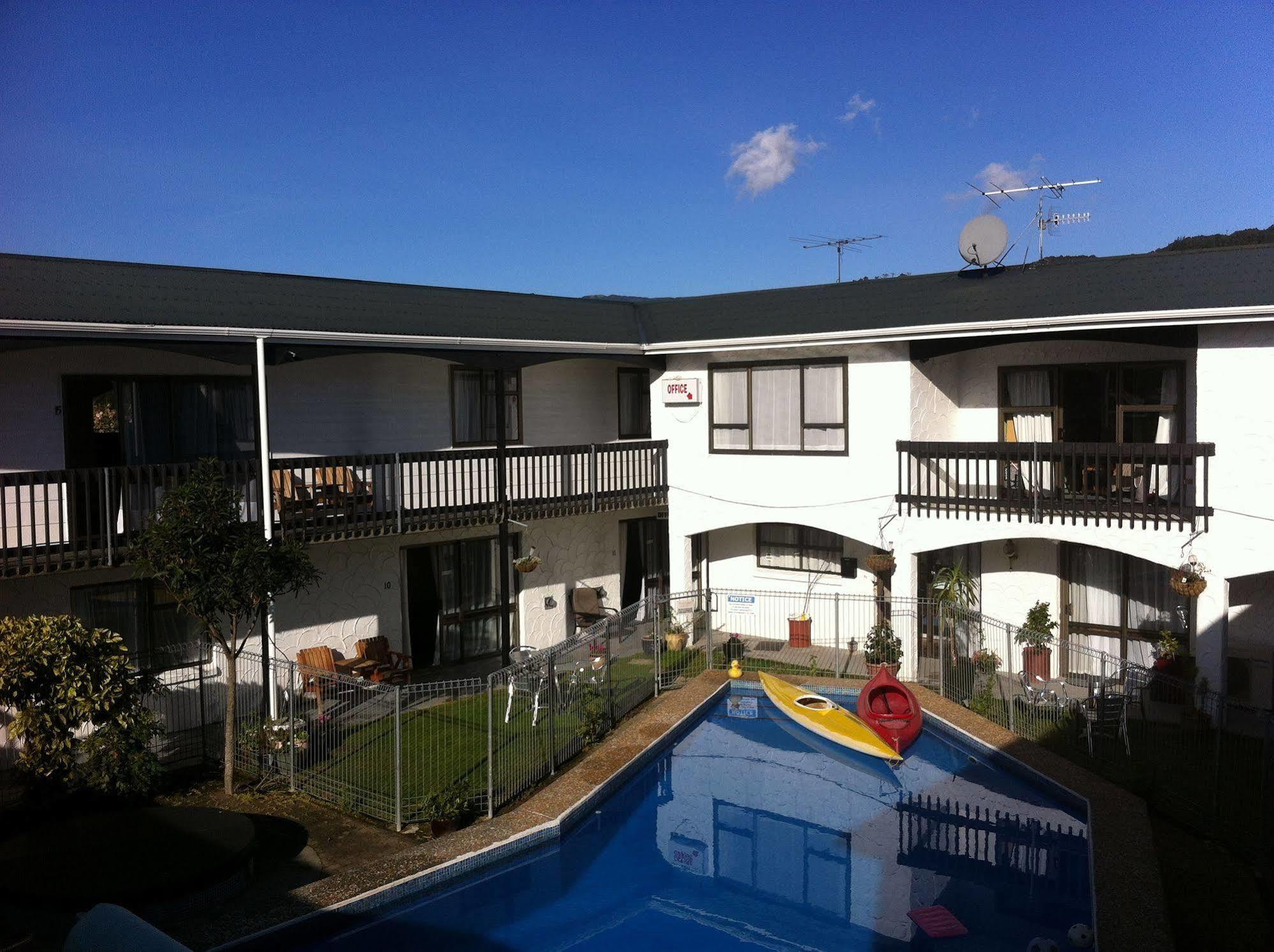 Hawks Inn Motel Upper Hutt Εξωτερικό φωτογραφία