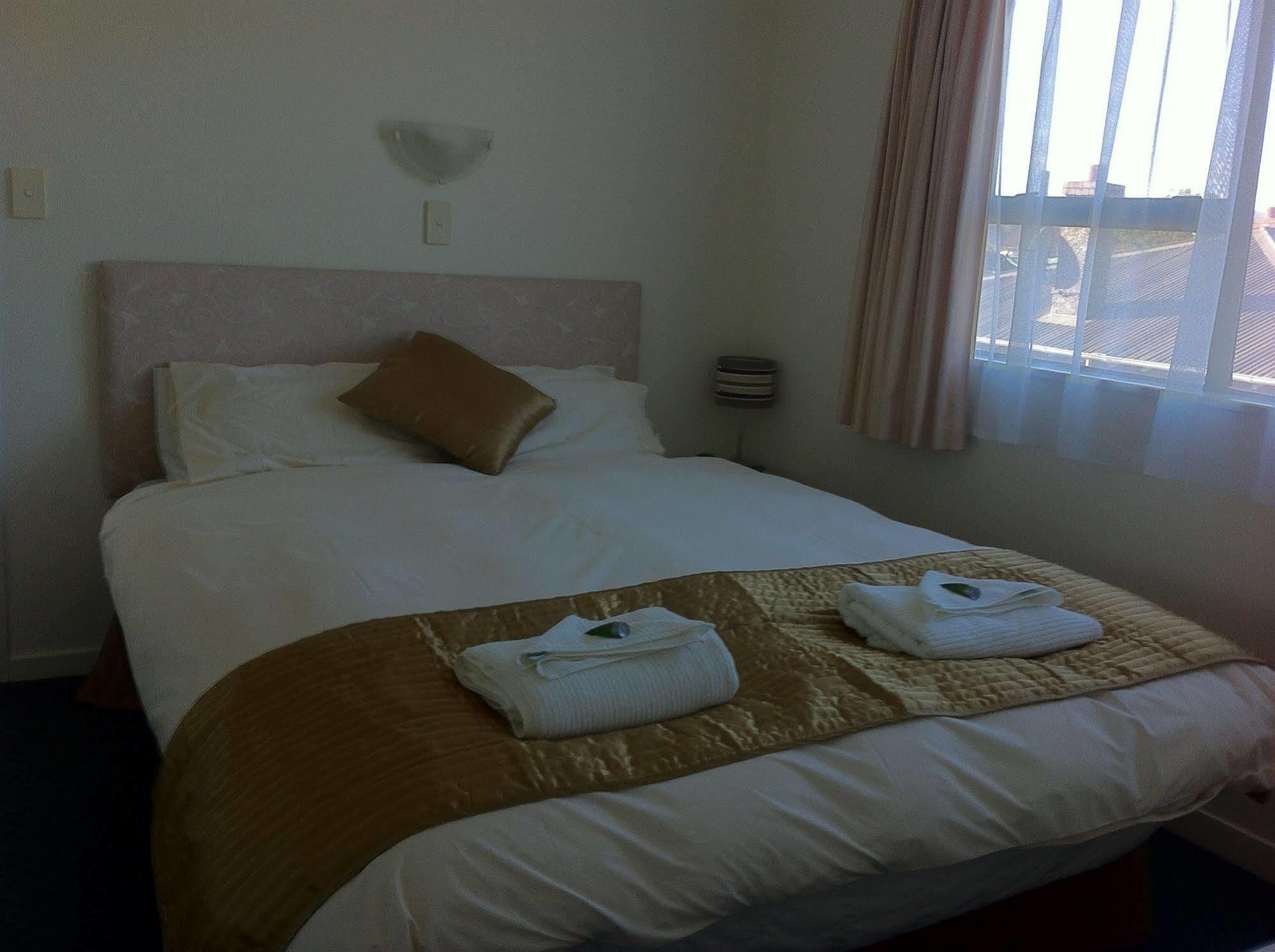 Hawks Inn Motel Upper Hutt Εξωτερικό φωτογραφία
